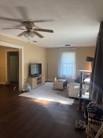 322 S 20th Ave., Hattiesburg, MS 39401