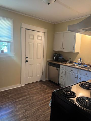 322 S 20th Ave., Hattiesburg, MS 39401