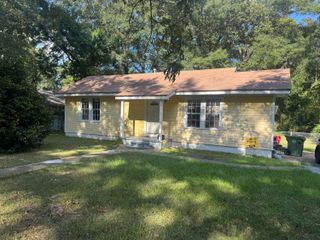 322 S 20th Ave., Hattiesburg, MS 39401