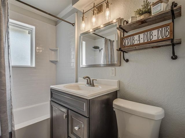 8636 Ambassador Road, Oklahoma City, OK 73169