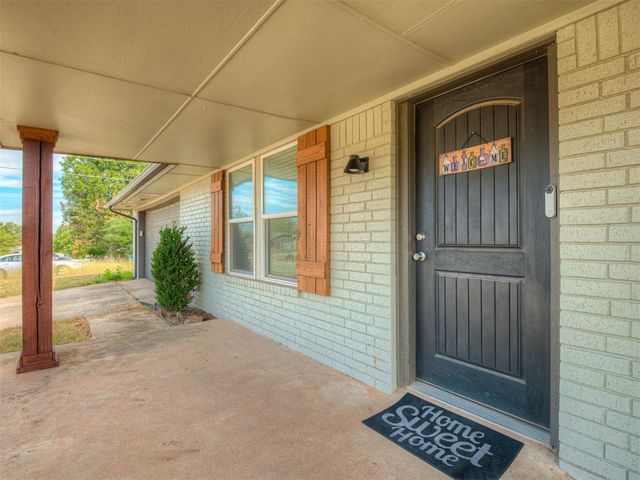 8636 Ambassador Road, Oklahoma City, OK 73169