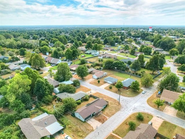 8636 Ambassador Road, Oklahoma City, OK 73169