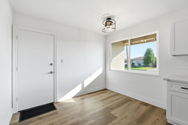 3473 E Dayton Avenue, Fresno, CA 93726