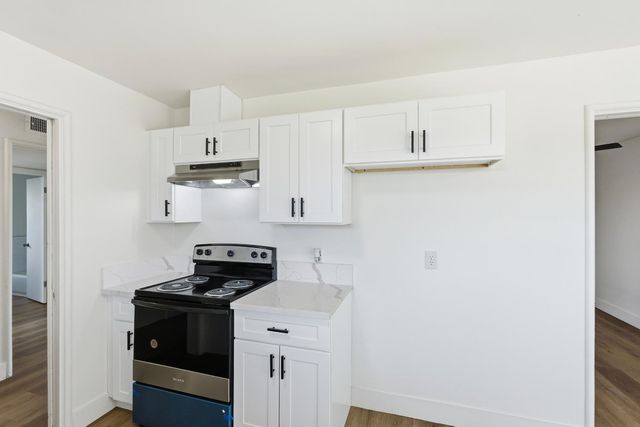 3473 E Dayton Avenue, Fresno, CA 93726