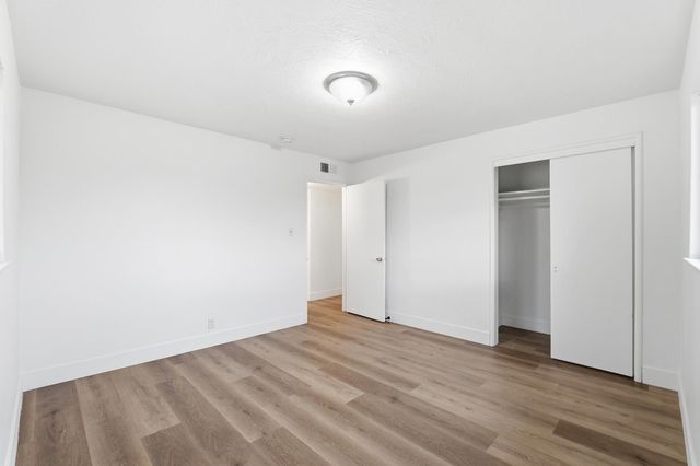 3473 E Dayton Avenue, Fresno, CA 93726