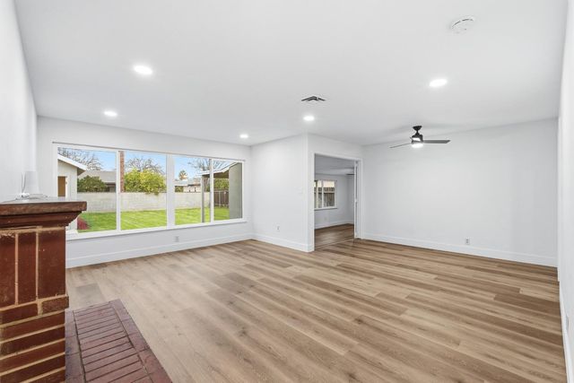 3473 E Dayton Avenue, Fresno, CA 93726