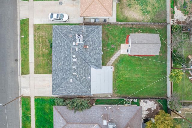 3473 E Dayton Avenue, Fresno, CA 93726