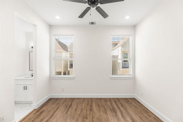 1810 Palmetto Landing Court, Houston, TX 77009