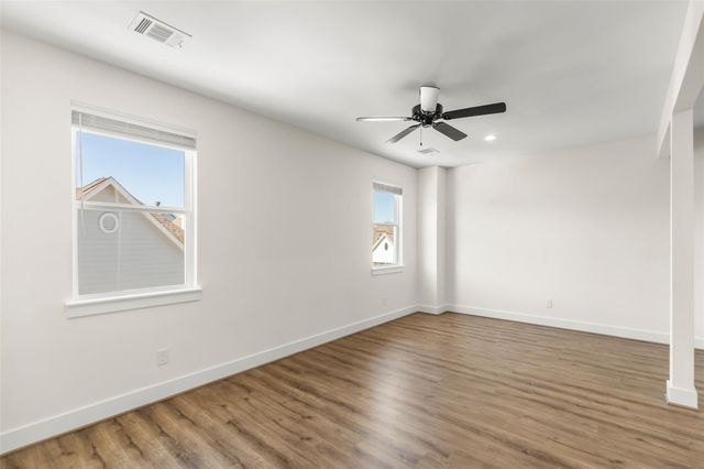 1810 Palmetto Landing Court, Houston, TX 77009