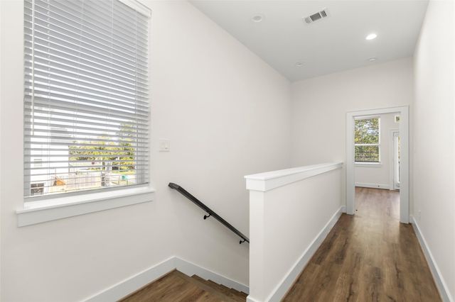 1810 Palmetto Landing Court, Houston, TX 77009