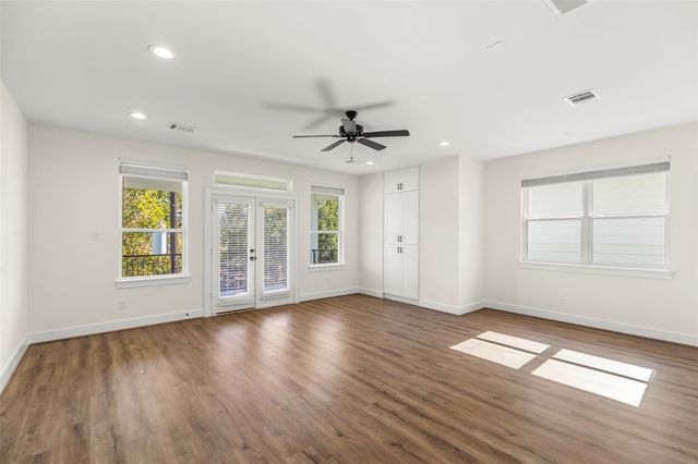 1810 Palmetto Landing Court, Houston, TX 77009