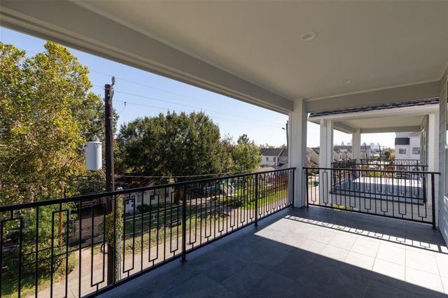 1810 Palmetto Landing Court, Houston, TX 77009