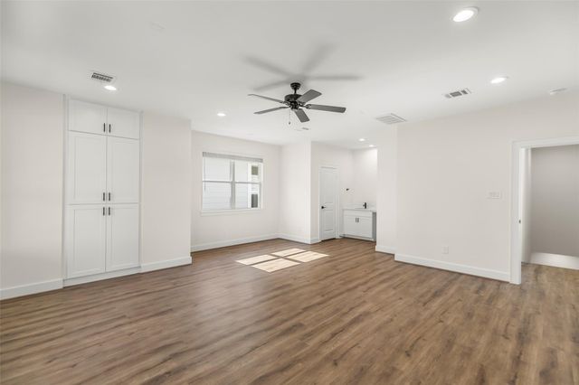 1810 Palmetto Landing Court, Houston, TX 77009