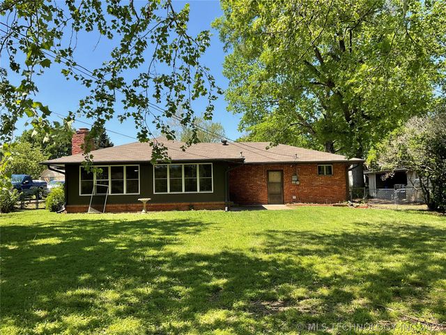 2015 S Fulton Avenue, Tulsa, OK 74112