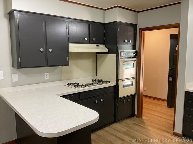 2015 S Fulton Avenue, Tulsa, OK 74112