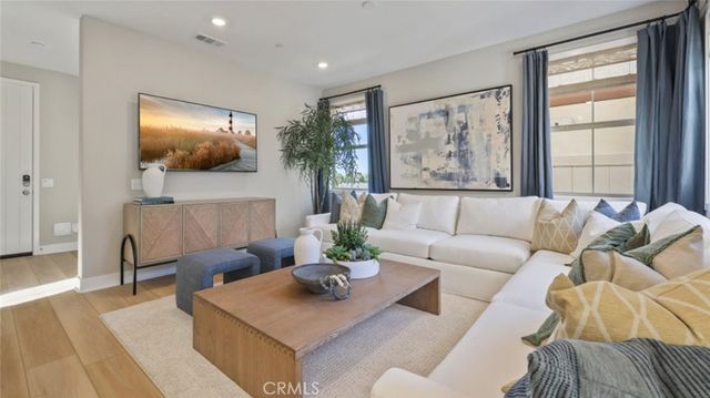 645 Guy Turner Drive, Camarillo, CA 93010