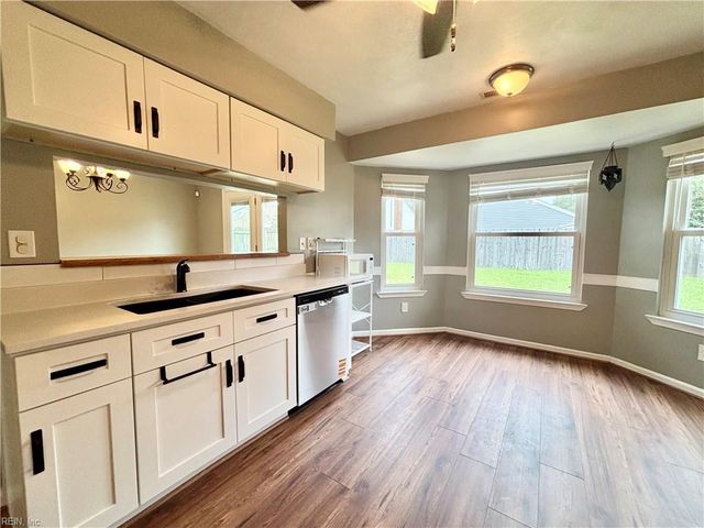 1900 Rip Rap CT, Virginia Beach, VA 23456