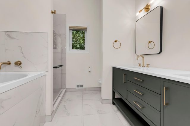 14717 Minnehaha Place, Minnetonka, MN 55391