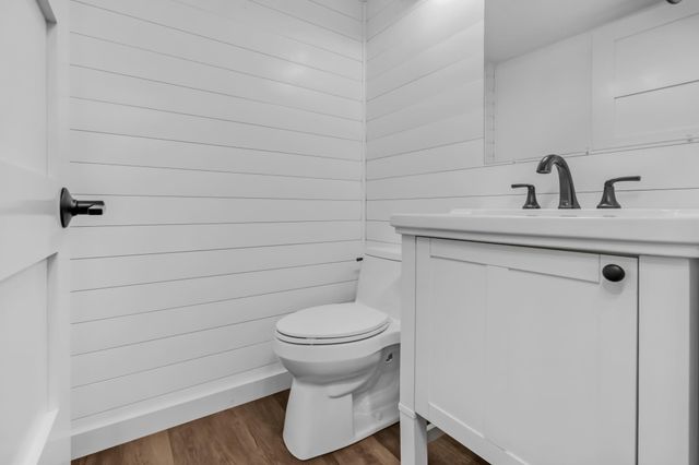 14717 Minnehaha Place, Minnetonka, MN 55391
