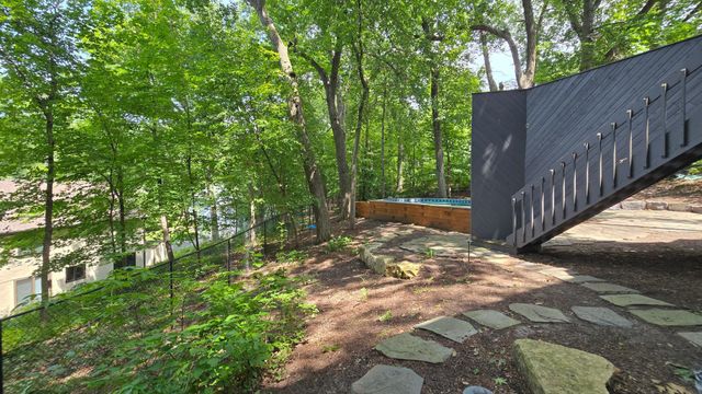 14717 Minnehaha Place, Minnetonka, MN 55391