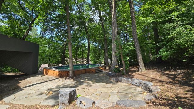 14717 Minnehaha Place, Minnetonka, MN 55391