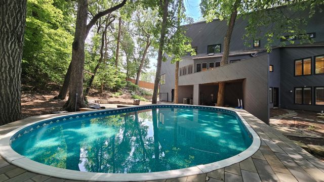 14717 Minnehaha Place, Minnetonka, MN 55391