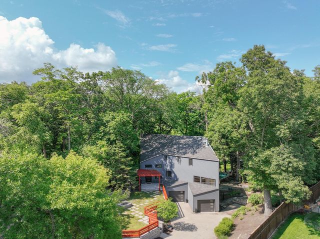14717 Minnehaha Place, Minnetonka, MN 55391