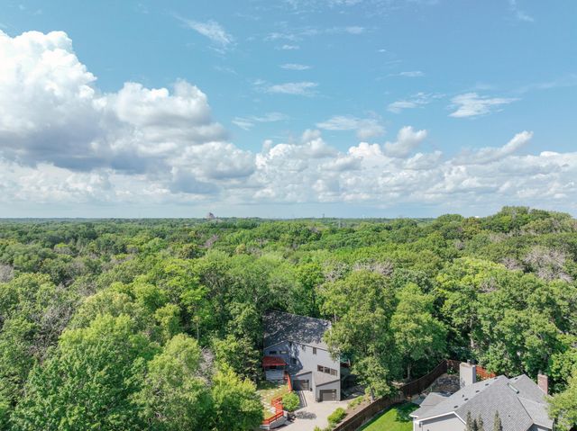14717 Minnehaha Place, Minnetonka, MN 55391