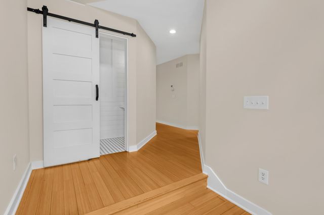 14717 Minnehaha Place, Minnetonka, MN 55391