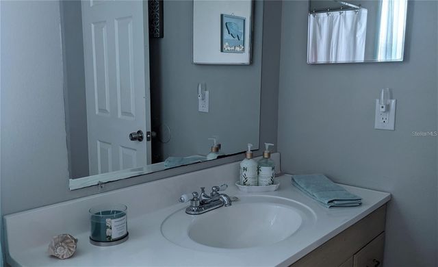 820 COCONUT ROAD, Venice, FL 34293