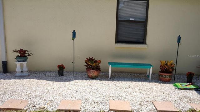 820 COCONUT ROAD, Venice, FL 34293