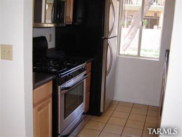 808 S Langley Ave Unit 106, Tucson, AZ 85710