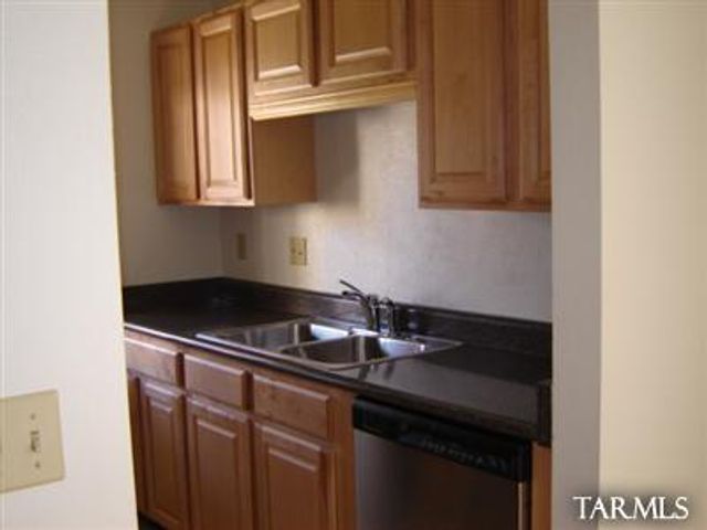 808 S Langley Ave Unit 106, Tucson, AZ 85710