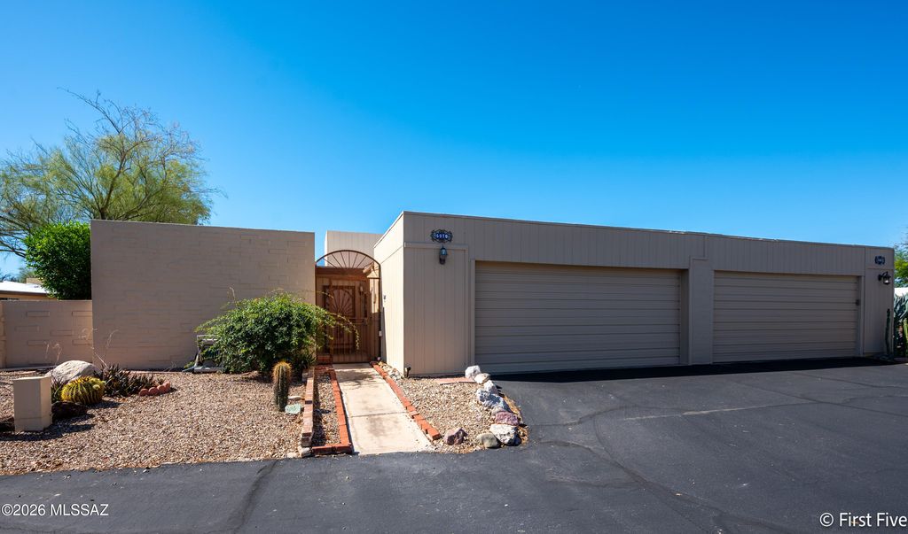 6970 E Abby Lane, Tucson, AZ 85715