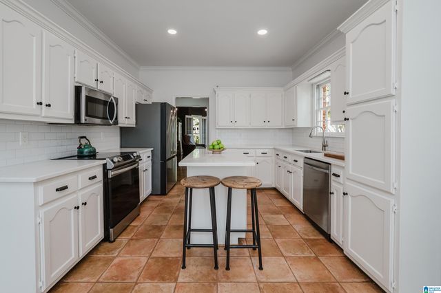 1589 SOUTHPOINTE DRIVE, Hoover, AL 35244