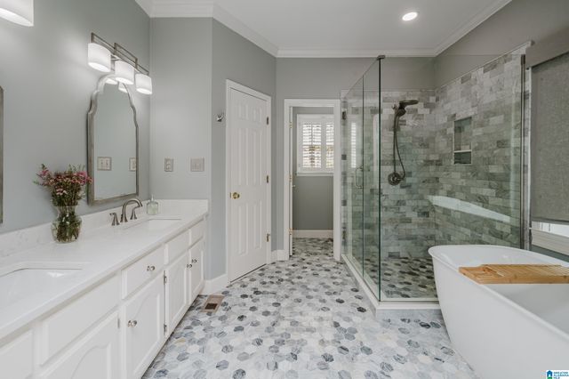 1589 SOUTHPOINTE DRIVE, Hoover, AL 35244