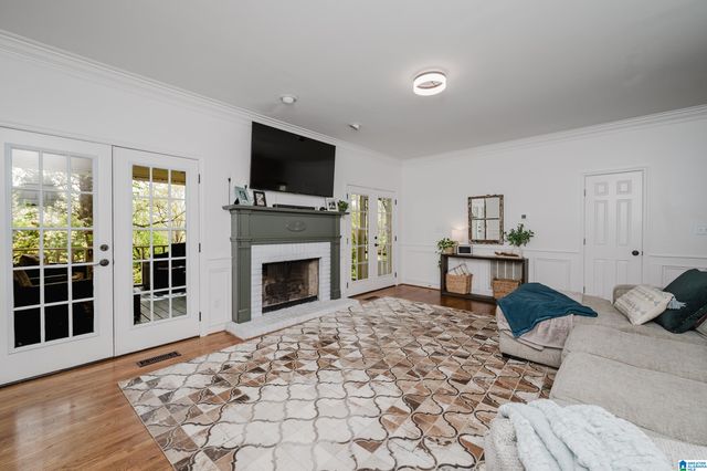 1589 SOUTHPOINTE DRIVE, Hoover, AL 35244