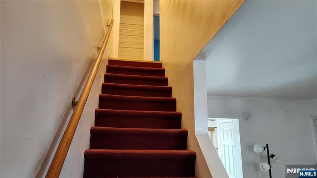 65 Hamilton Street, East Orange, NJ 07017