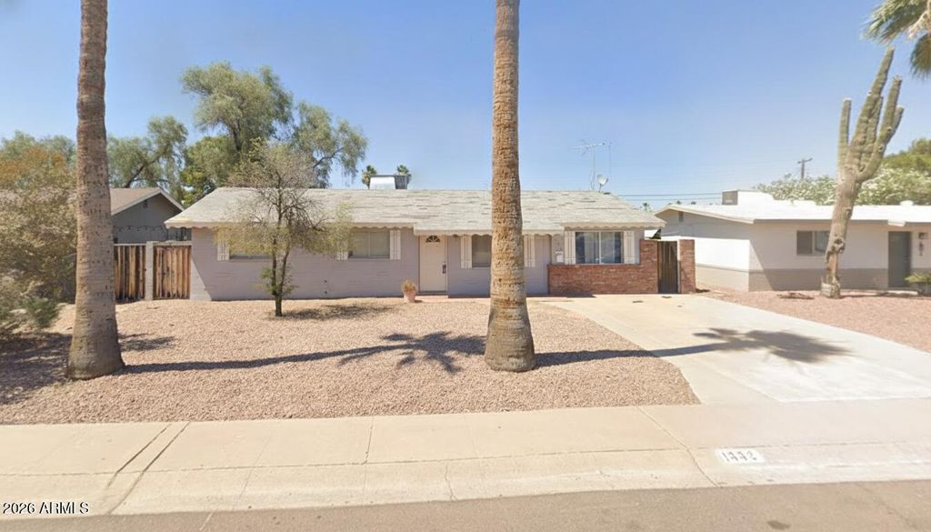 1332 W 16th Street, Tempe, AZ 85281