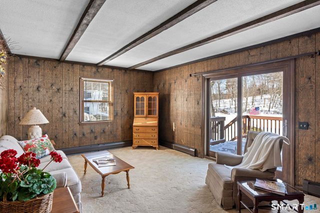 4066 Mountain Road, Suffield, CT 06093