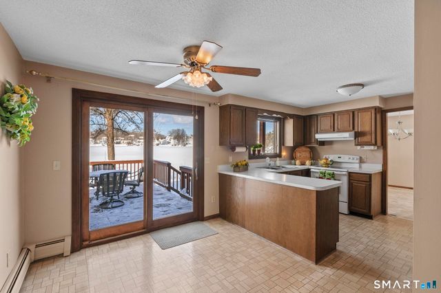 4066 Mountain Road, Suffield, CT 06093