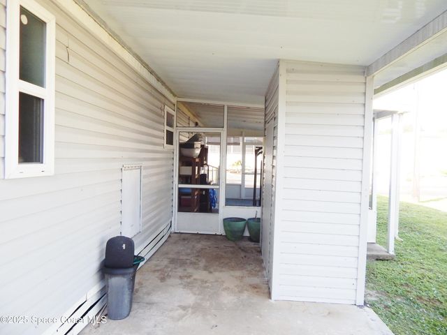 2972 Indian River Drive NE, Palm Bay, FL 32905