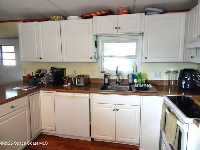 2972 Indian River Drive NE, Palm Bay, FL 32905