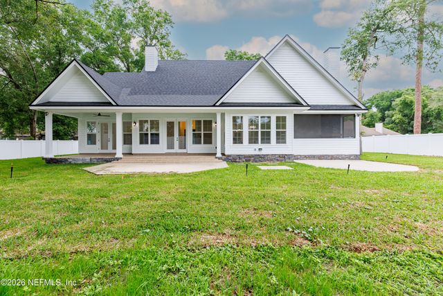 2418 LEAFDALE Circle S, Jacksonville, FL 32218