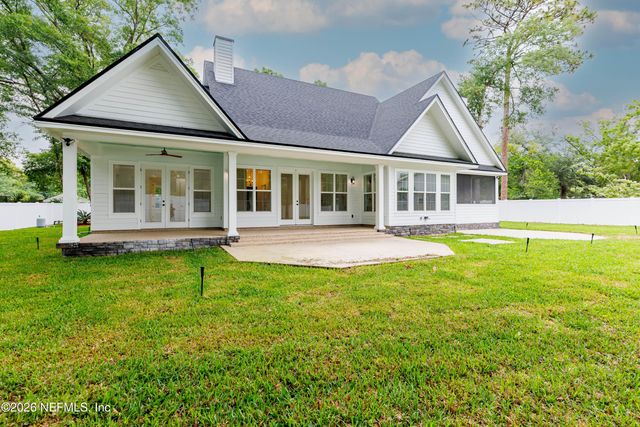 2418 LEAFDALE Circle S, Jacksonville, FL 32218