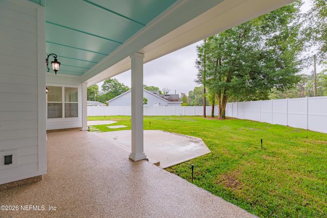 2418 LEAFDALE Circle S, Jacksonville, FL 32218