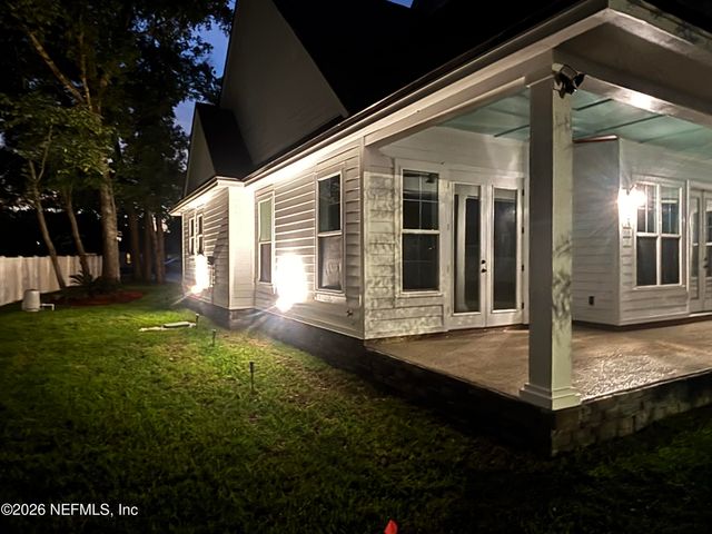 2418 LEAFDALE Circle S, Jacksonville, FL 32218