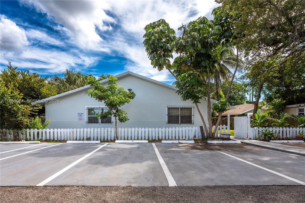 1106 NE 5th Avenue, Fort Lauderdale, FL 33304