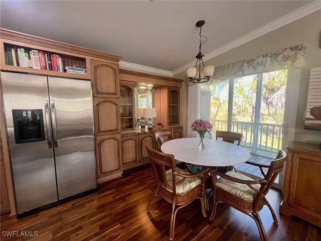 1284 Diamond Lake CIR, Naples, FL 34114