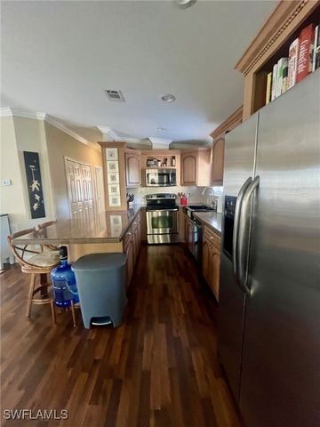 1284 Diamond Lake CIR, Naples, FL 34114